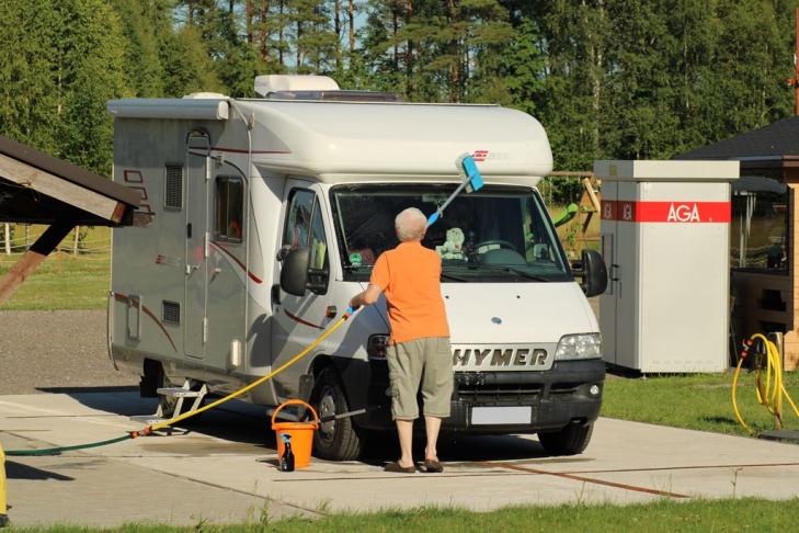 Solar Caravan Camping slide-22