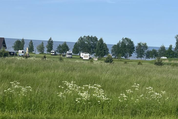 Kurepesa Caravan Camping slide-2