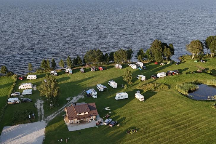 Kurepesa Caravan Camping slide-1