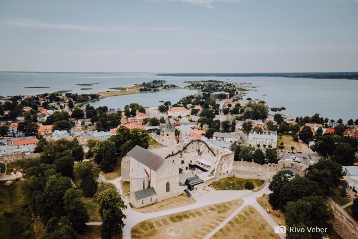 Episcopal Castle of Haapsalu slide-2