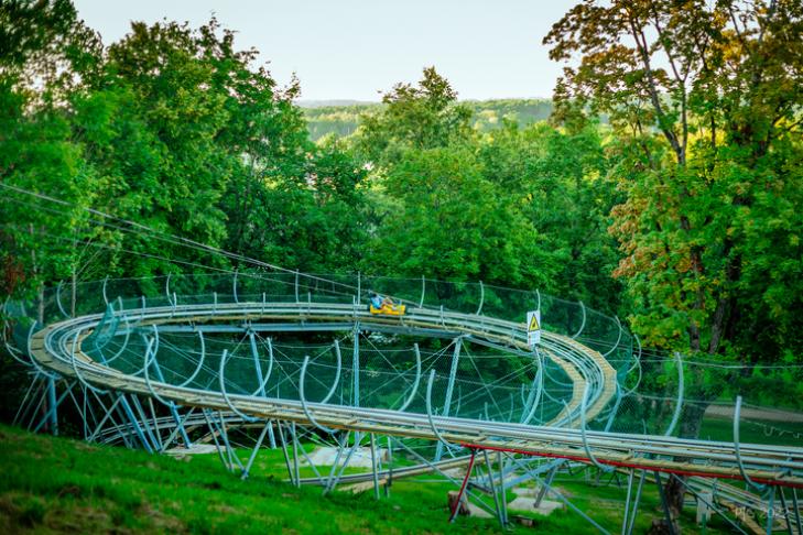 Toboggan run "Fun Hill" slide-3