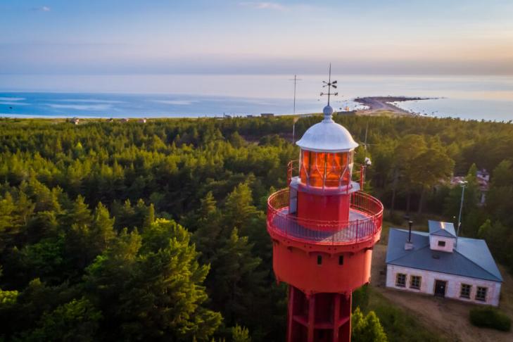 Ristna Lighthouse slide-1